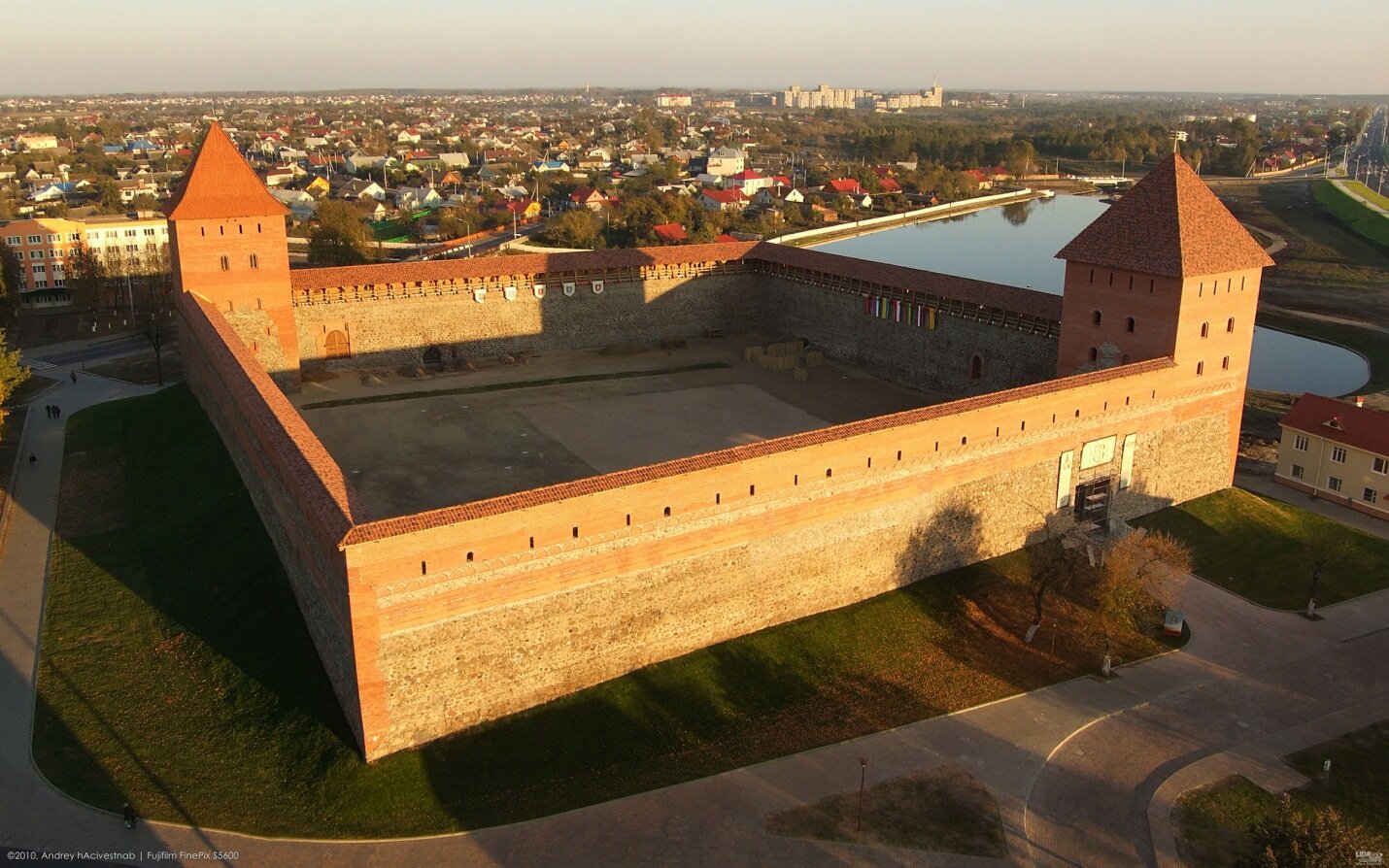 Лидаский замок, Беларусь